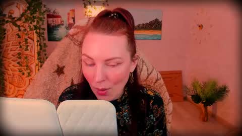 Snapshot of lanaradiance chatting on June 2026 10:10:01 AM Lana Radiance online show from June 2026 10:10:01 AM