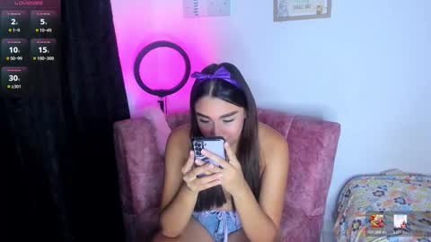 lanasin_ online show from February 2026 10:13:02 PM