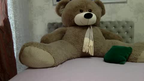 langoria online show from September 2025 02:30:02 PM