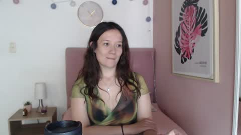 Snapshot of lanna_mills chatting on July 2026 04:39:33 PM Lanna online show from July 2026 04:39:33 PM
