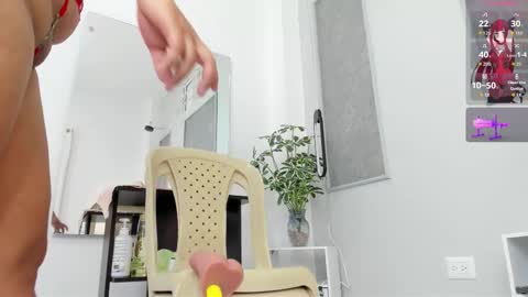 Snapshot of lanna_russo1 chatting on November 2025 11:55:02 AM Lanna miley Russo online show from November 2025 11:55:02 AM