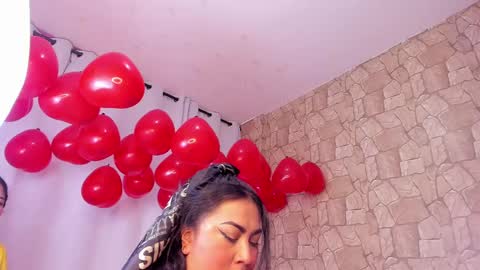 lapeligrosa_ online show from March 2025 12:30:02 PM