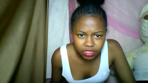 Snapshot of lara_belle chatting on May 2026 02:23:01 PM lara_belle online show from May 2026 02:23:01 PM