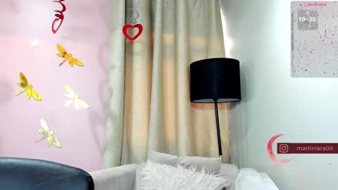      700  200   online show from February 2025 12:21:01 PM