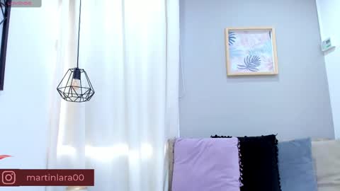      700  200   online show from March 2025 12:23:01 PM