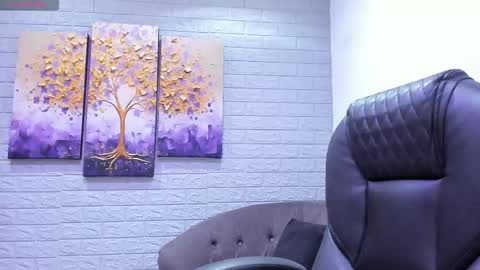      700  200   online show from January 2026 07:45:01 PM