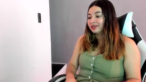 Lara online show from July 2026 04:31:02 PM