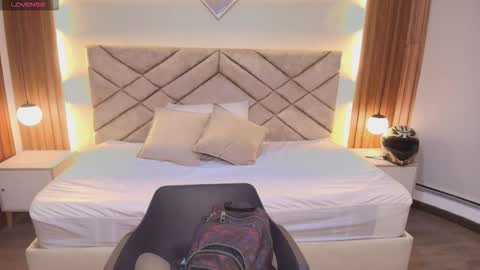 LaraCooper online show from February 2026 09:21:01 PM