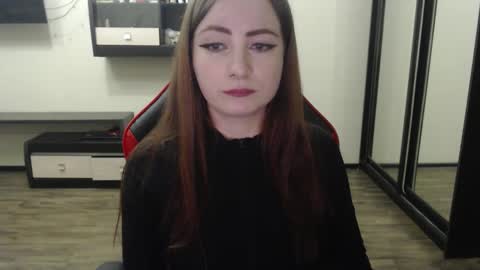 Laralianna online show from March 2025 04:42:02 PM