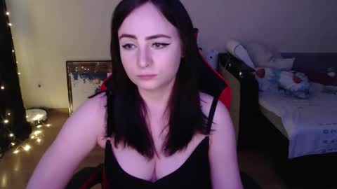 Laralianna online show from January 2026 07:01:02 AM