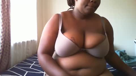 laralovex online show from February 2025 07:12:01 AM