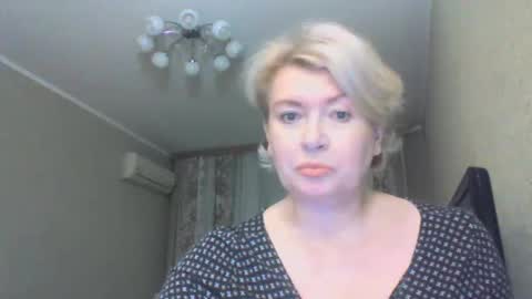 laramrs online show from October 2025 03:54:01 PM