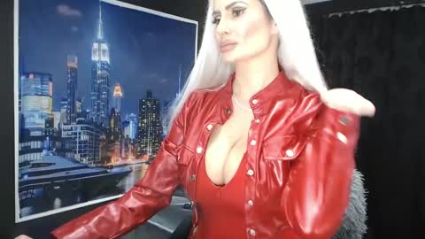 laras_moans online show from December 2024 08:07:02 AM