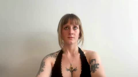 Lara online show from June 2026 04:33:01 PM