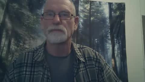 Larbie online show from December 2024 11:11:01 PM