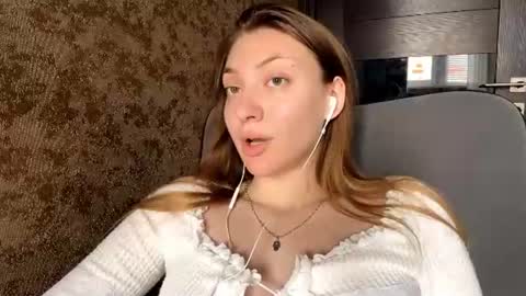 Snapshot of lareebuggie chatting on July 2026 05:22:02 AM Eva online show from July 2026 05:22:02 AM