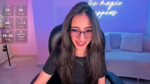 Larisa Smirnov online show from October 2025 05:21:02 AM