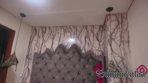 Snapshot of larissa01_ chatting on November 2025 02:34:02 AM Lari online show from November 2025 02:34:02 AM