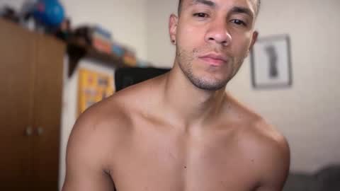 andrew online show from November 2025 01:22:02 PM