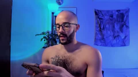 larry_stewart online show from December 2025 12:32:01 PM