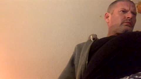 Snapshot of larrythelover23 chatting on March 2026 07:00:02 AM larrythelover23 online show from March 2026 07:00:02 AM