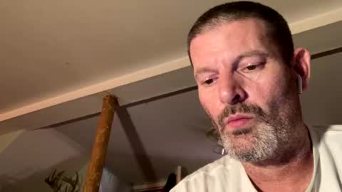 Snapshot of larrythelover23 chatting on March 2026 07:42:02 AM larrythelover23 online show from March 2026 07:42:02 AM