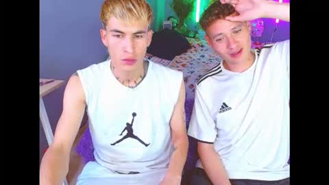 latin_boysxxx_ online show from December 2025 06:38:01 PM