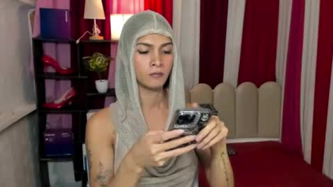 Latina Asian online show from June 2026 08:34:02 PM