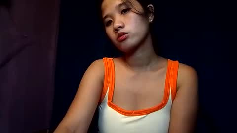 Snapshot of latina_shaine chatting on June 2026 07:06:02 AM latina_shaine online show from June 2026 07:06:02 AM