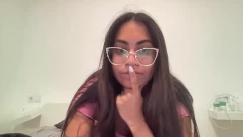 Snapshot of latinaandeuropesexx chatting on September 2025 08:54:01 PM latinaandeuropesexx online show from September 2025 08:54:01 PM