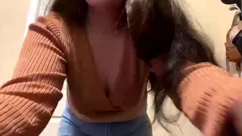 Snapshot of latinabby29 chatting on October 2025 04:35:02 AM latinabby29 online show from October 2025 04:35:02 AM