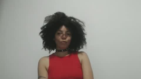 Latinacoka online show from May 2026 01:24:01 AM