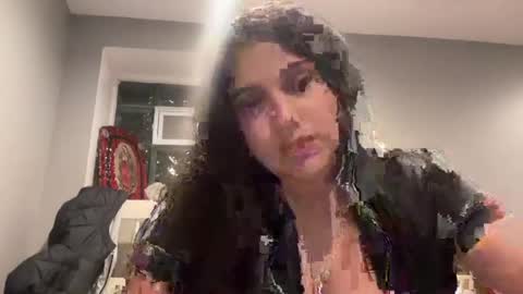 Snapshot of latinamamii1121 chatting on May 2026 07:03:01 AM latinamamii1121 online show from May 2026 07:03:01 AM