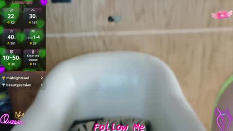 Snapshot of latinaqueen4u chatting on April 2026 05:48:01 PM Your Latina Lover online show from April 2026 05:48:01 PM