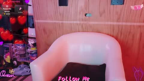 Snapshot of latinaqueen4u chatting on May 2026 05:19:01 PM Your Latina Lover online show from May 2026 05:19:01 PM