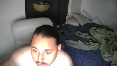 Snapshot of latinbb3030 chatting on October 2025 08:11:01 AM LatinoBB online show from October 2025 08:11:01 AM