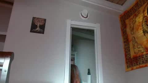 Chris online show from November 2025 08:19:02 PM