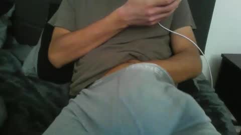 latinman7945 online show from April 2026 06:38:01 AM