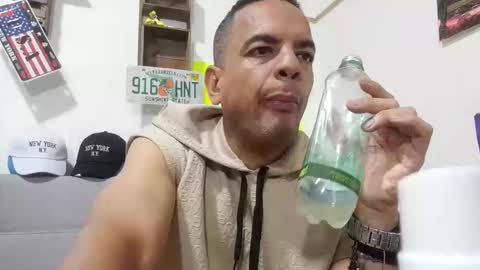 latinmartin254 online show from October 2025 02:03:02 AM