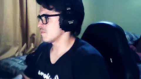 latinn_babe online show from October 2025 02:20:01 AM