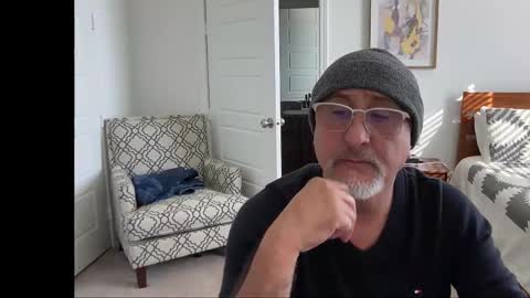 QS - INDEPENDENT MODEL online show from January 2026 08:46:02 PM