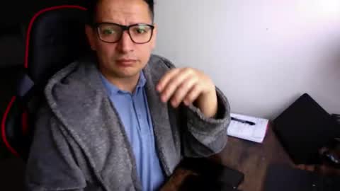 Snapshot of latino8484 chatting on October 2025 08:14:01 AM latino8484 online show from October 2025 08:14:01 AM