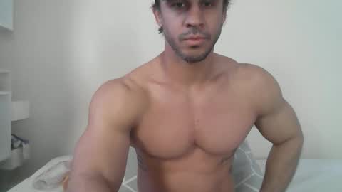Snapshot of latino_rodri chatting on April 2026 06:28:01 AM latino_rodri online show from April 2026 06:28:01 AM
