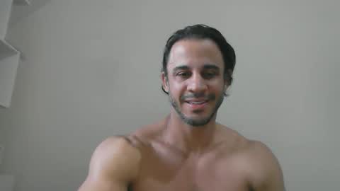 Snapshot of latino_rodri chatting on May 2026 05:49:01 AM latino_rodri online show from May 2026 05:49:01 AM
