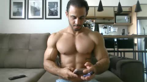 Snapshot of latino_rodri chatting on June 2026 11:53:01 AM latino_rodri online show from June 2026 11:53:01 AM