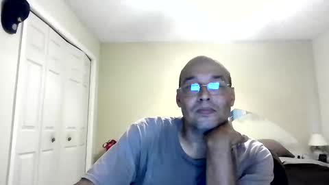 latinoinfla online show from October 2025 07:58:02 PM
