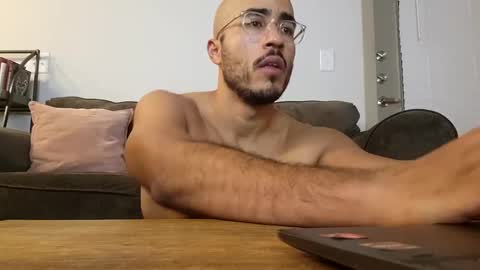 Snapshot of latinomixedbbc chatting on March 2025 02:19:02 AM latinomixedbbc online show from March 2025 02:19:02 AM