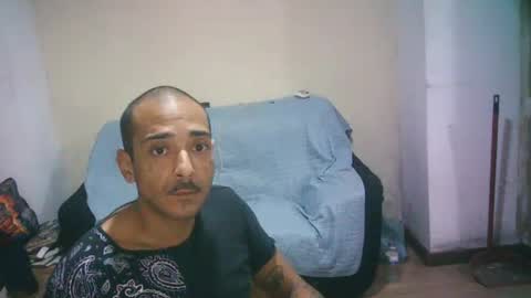 Snapshot of latinounder chatting on June 2026 03:26:01 AM latinounder online show from June 2026 03:26:01 AM