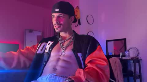 latinprincee online show from February 2026 04:21:02 PM