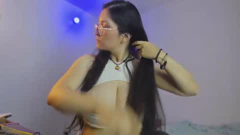 Snapshot of latinsweetx19 chatting on July 2026 04:21:02 AM LatinSweetx 19 online show from July 2026 04:21:02 AM